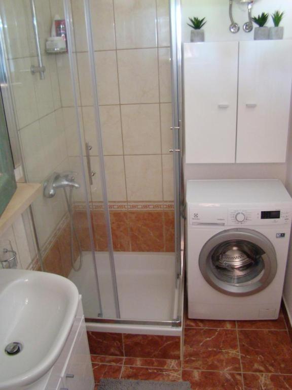 Holliday Home Alida With Jacuzzi Podgora Exterior foto