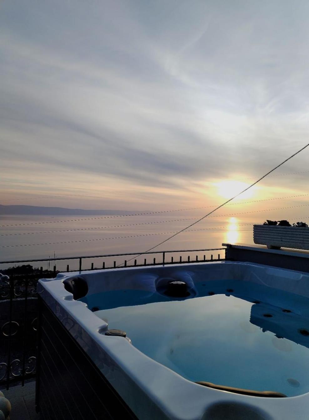 Holliday Home Alida With Jacuzzi Podgora Exterior foto